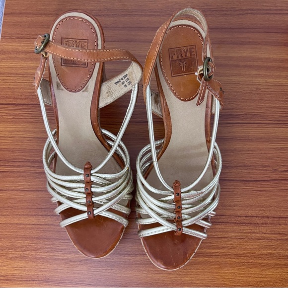 Frye Lena Strappy Cork Heeled Leather Open Toe Sandal Metallic 9 - Picture 3 of 8